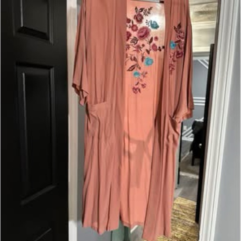 Two kimono cardigan with floral embroidery small